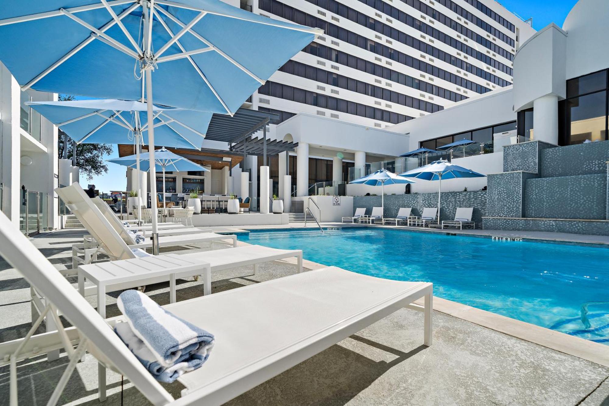 Hilton College Station & Conference Center Hotel Buitenkant foto
