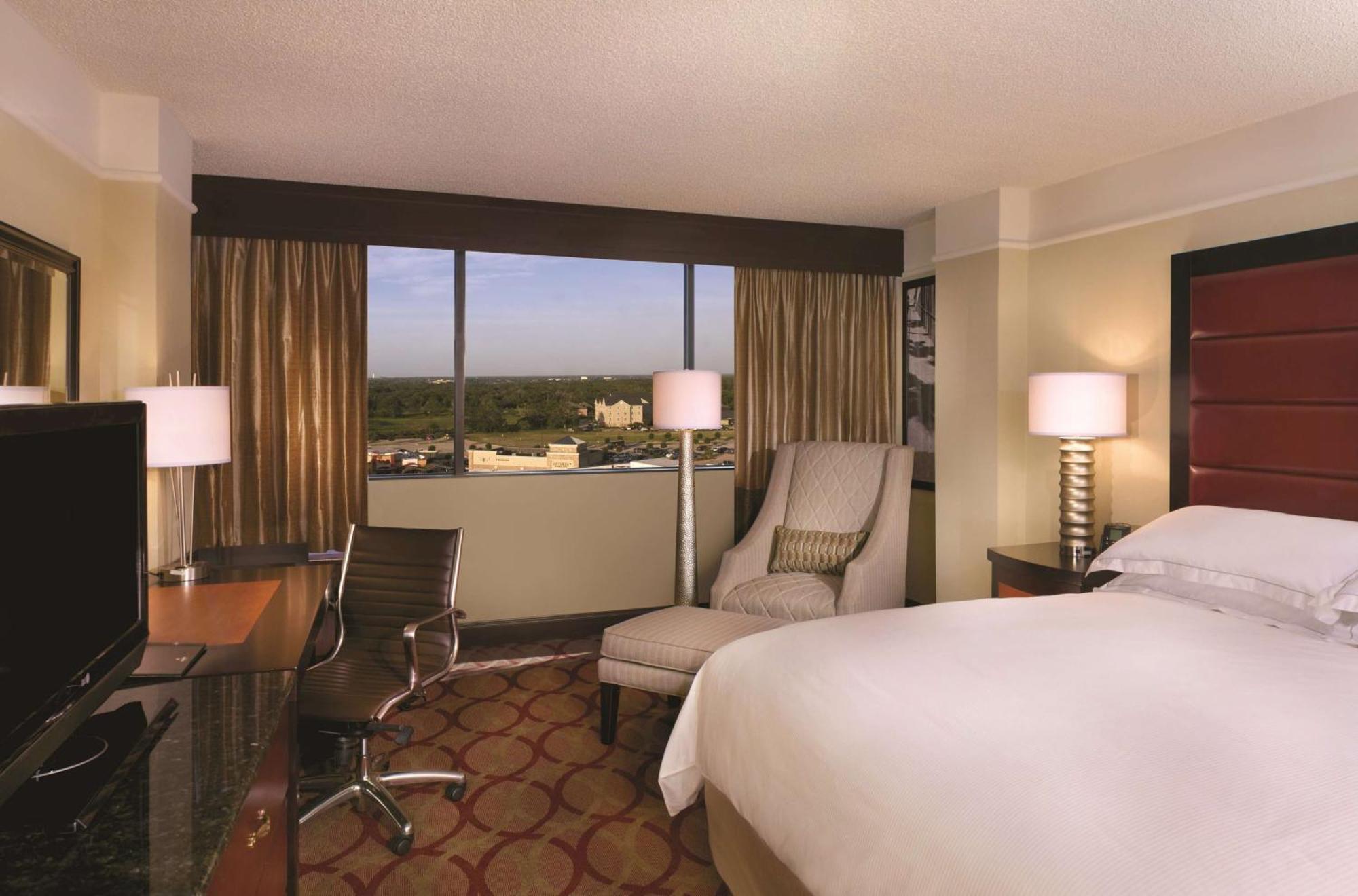 Hilton College Station & Conference Center Hotel Buitenkant foto
