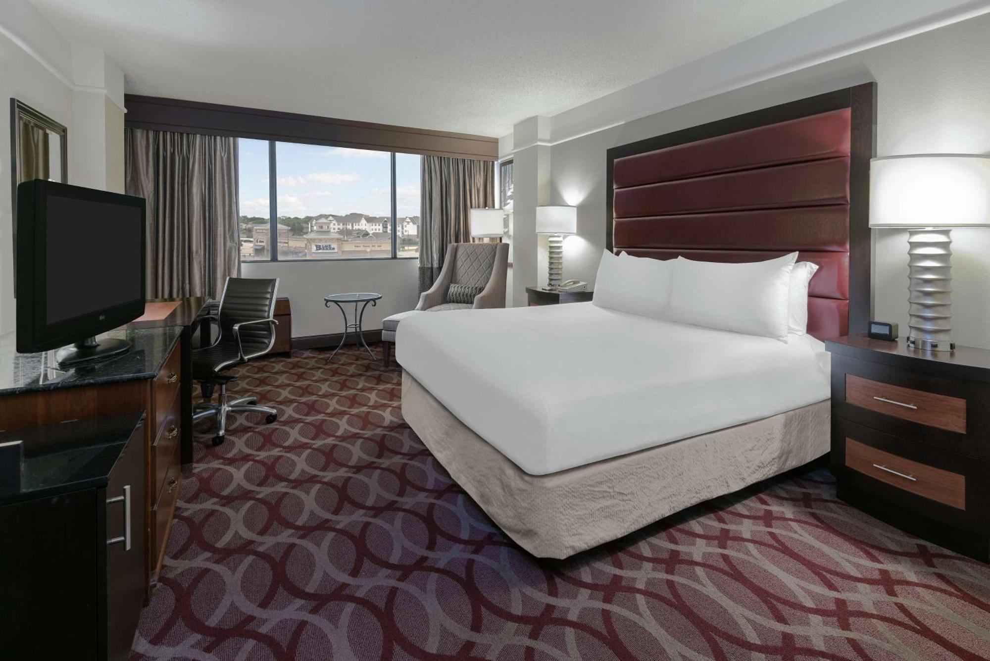 Hilton College Station & Conference Center Hotel Buitenkant foto