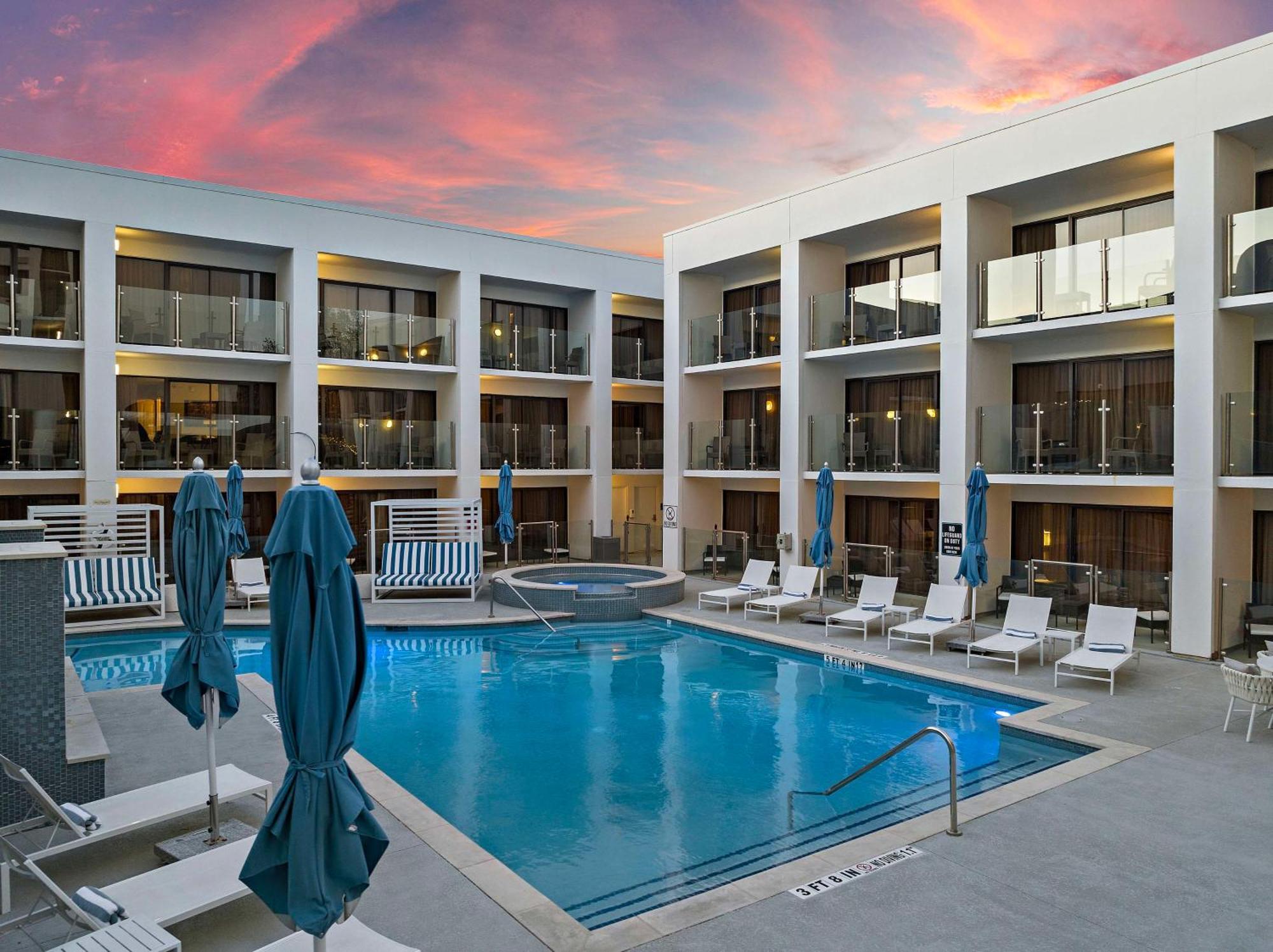 Hilton College Station & Conference Center Hotel Buitenkant foto