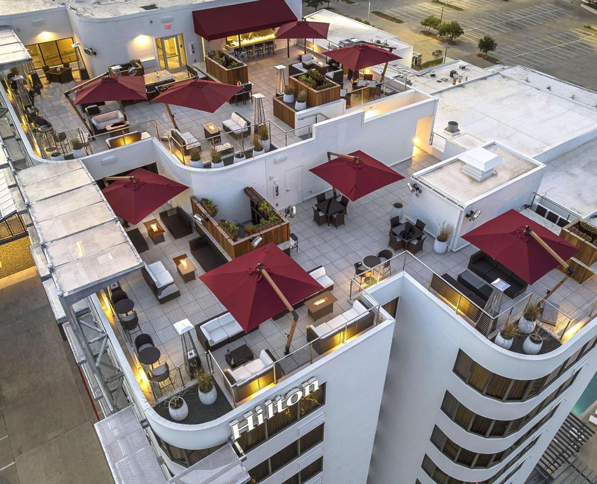 Hilton College Station & Conference Center Hotel Buitenkant foto